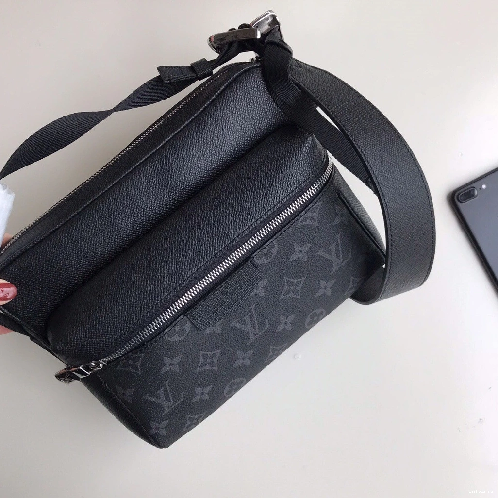 WIS Messenger Louis Vuitton 0727